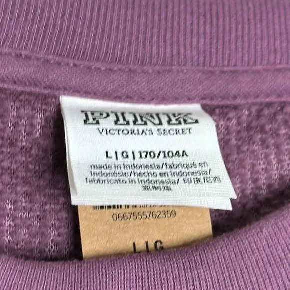 VS Sherpa Crew Sweatshirt - Picture 9 of 13